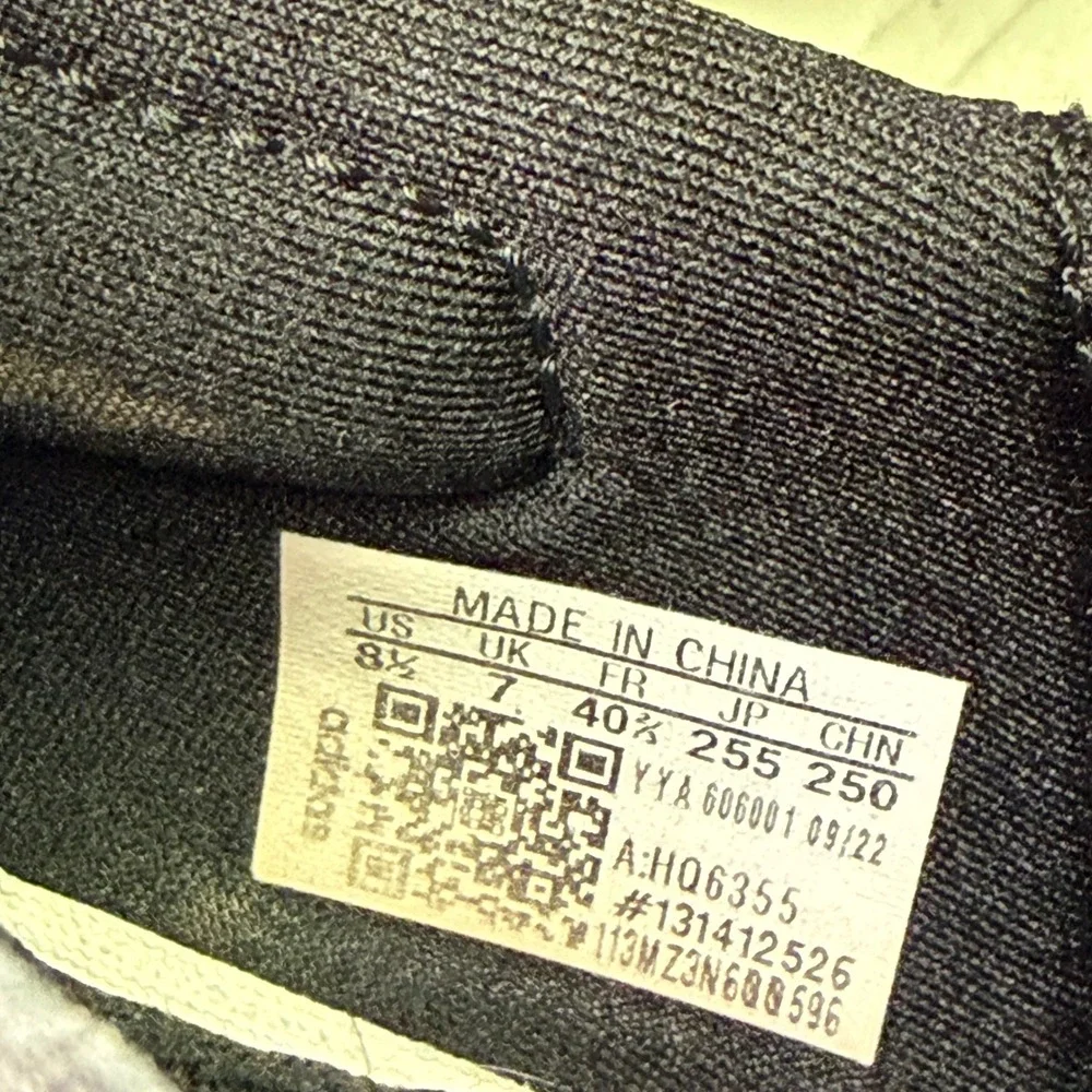 Adidas Ultraboost Light Womens Running Shoes Black Solar Yellow HQ6355 Size 8.5‎